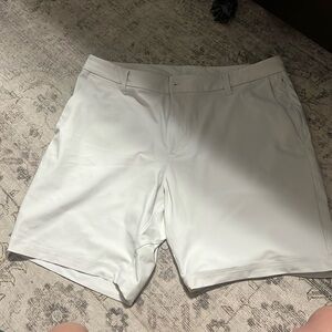 Lululemon men shorts. Bone color